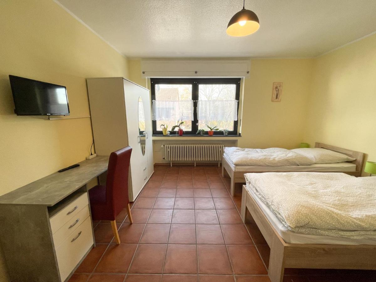 Zum Burghof Appartement Hürth Buitenkant foto