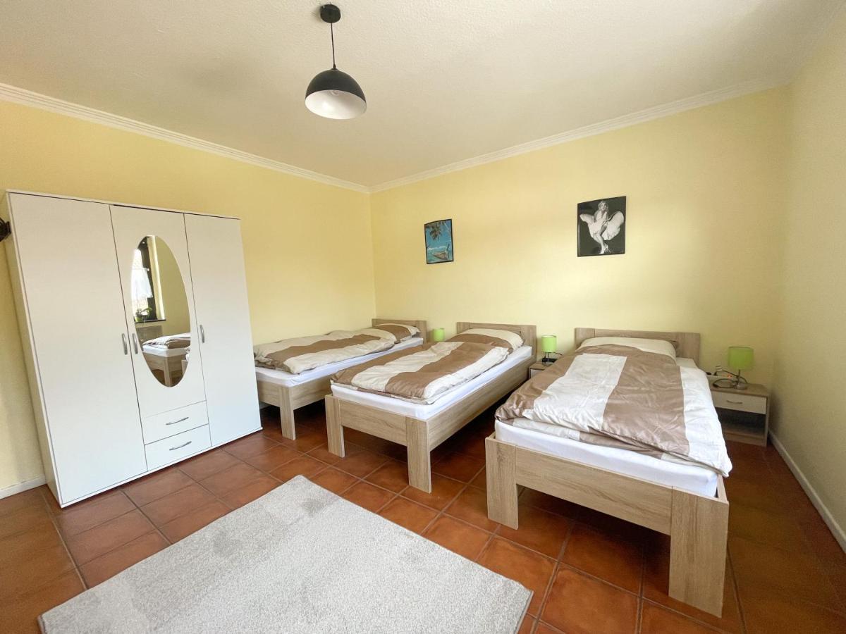 Zum Burghof Appartement Hürth Buitenkant foto
